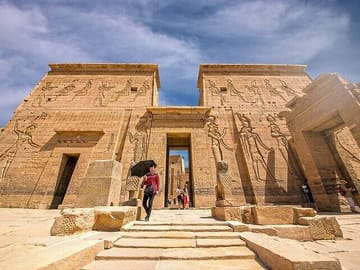 "Aswan's Marvels: Private High Dam & Philae Temple Tour"