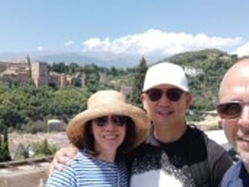 Albayzin & Sacromonte neighborhood private tour
