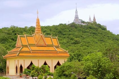 Oudong Mountain & Phnom Baset Private Tours from Phnom Penh