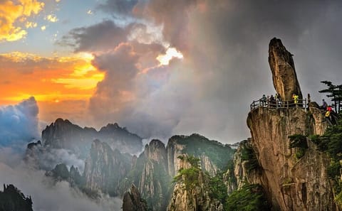 3-Day Private Tour of Yellow Mountains and Hongcun Village