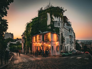 Professional Photographer in Honolulu