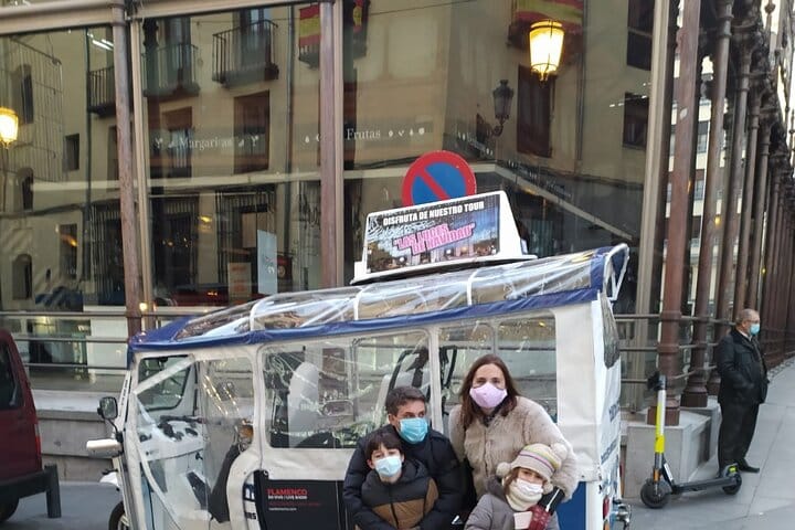 Discovering History and Monuments of Madrid in Private TukTuk 4
