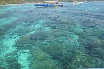 Full Day Snorkeling Tour to Haa & Rok Islands from Koh Lanta