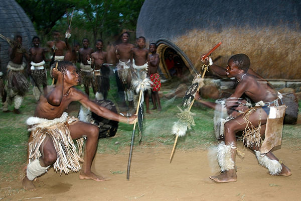 Valley of 1000 hills & Phezulu cultural village tour. Kwa Zulu-Natal. Guided.