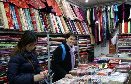 Private Shopping Experience in Shanghai's Vibrant Markets