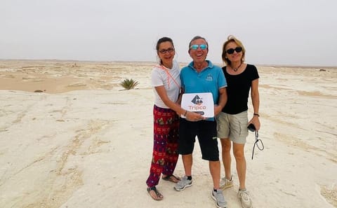 2-Day White and Black Desert Safari from Cairo with Camping