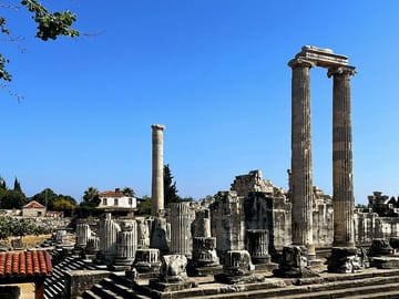 Private Guided Day Tour from Izmir to Didyma and Ancient Sites