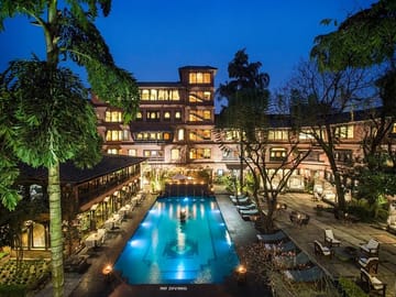 Luxury 9-Day Tour of Kathmandu and Lalitpur with Scenic Flights