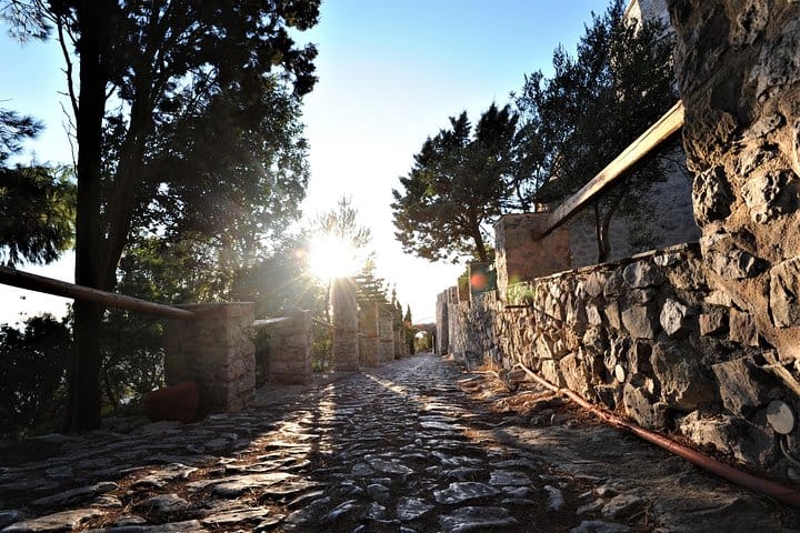 Santorini 12 Wine Tastings with OIA Sunset