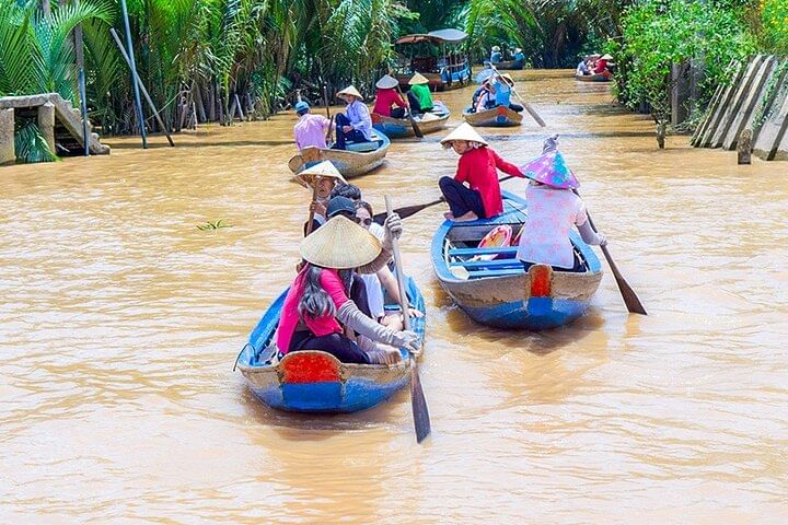 Row boat in Mekong
