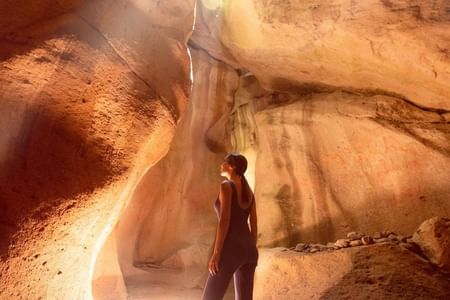 Aya-03 : Qorihuillca – Spectacular Crevasse Adventure