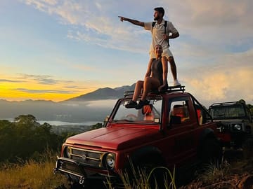 View sunrise from the jeep