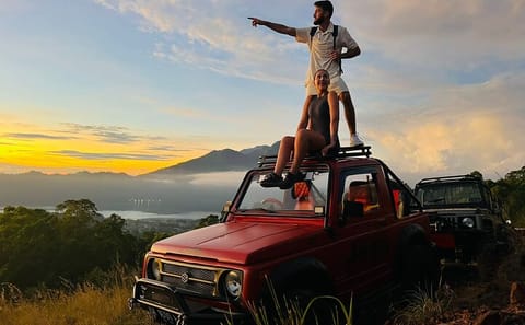 Private Jeep Tour to Sunrise at Batur Geopark, Bali