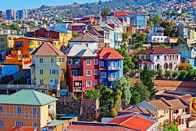 Private Tour: Vi&ntilde;a del Mar and Valpara&iacute;so Tour with Wine Tasting in Casablanca Valley