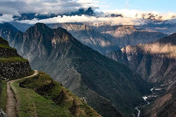 2-Day Sacred Valley of the Incas Tour and Machu Picchu from Cusco