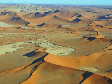 Hot Air Balloon Adventure Over Dubai's Desert Landscape