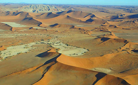 Hot Air Balloon Adventure Over Dubai's Desert Landscape