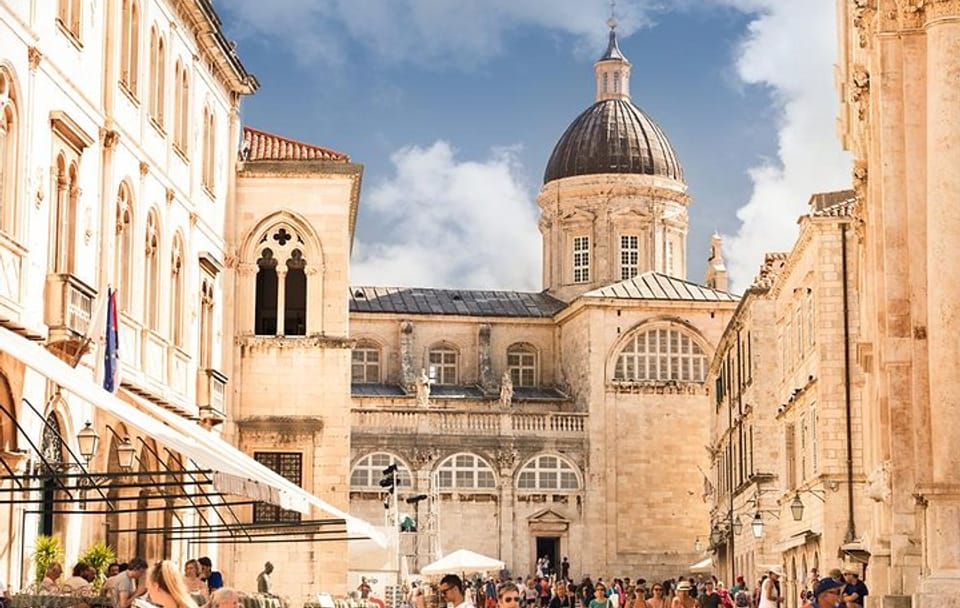 Dubrovnik Old Town Walking Tour with Local Guide