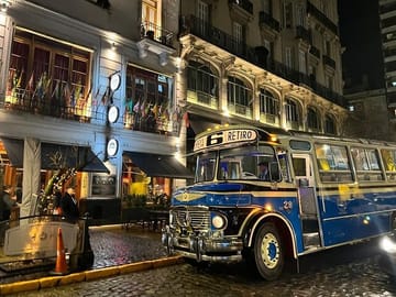 Early Tango Dinner Show in Buenos Aires with Optional Transfer