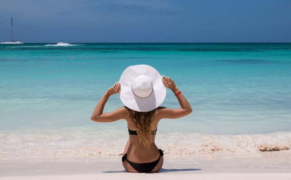 Saona Island Catamaran Tour from Bayahibe beach