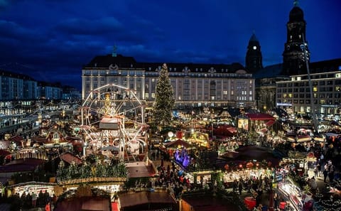 Walking Tour of Dresden's Historic Striezelmarkt Christmas Market