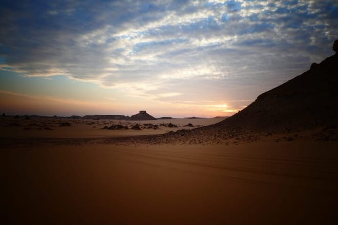 White desert Egypt, white desert, White desert tours from Cairo, Deluxe Tours Egypt, Deluxe Travel Egypt