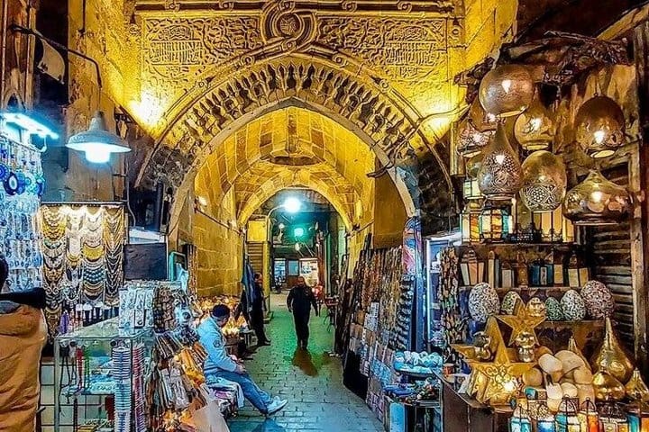 Historic Islamic Cairo Walking Tour and Street Food
