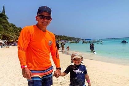 From Winter to Roatan Summer Vibes Private Tour