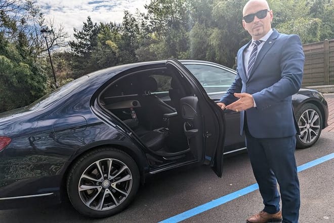 Airport transfer Beauvais Paris Private driver  photo 4