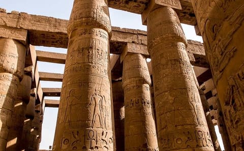 Private Full-Day Luxor Sightseeing Tour with Egyptologist Guide