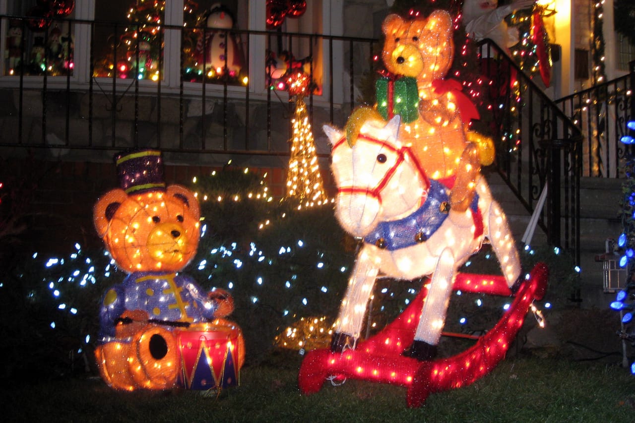 Brooklyn, Dyker Heights - Christmas Wonderland 9