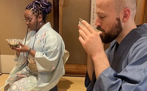 Tokyo: Private Kimono Photoshoot & Tea House