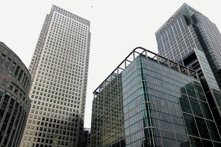London City Airport Private Transfers to/from London (Postcode WC1 to WC2) 2