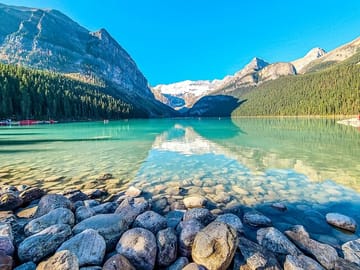 Moraine Lake and Johnston Canyon Tour from Banff