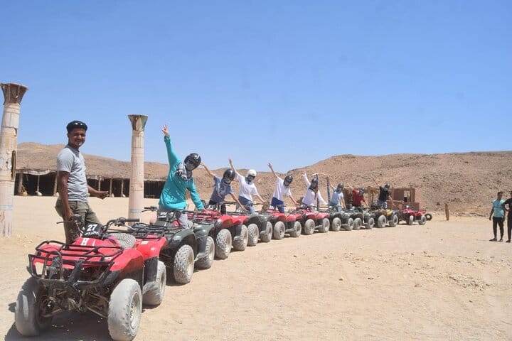 Hurghada Family Safari: 1-Hour Quad & Buggy with Dinner and Show