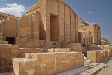 Two-Day Cultural Tour of Giza Pyramids and Sakkara