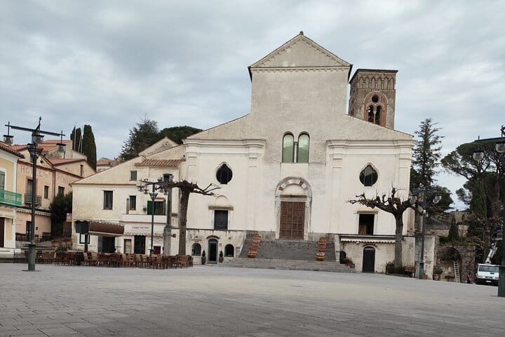 Private Transfer From Sorrento to Naples  6