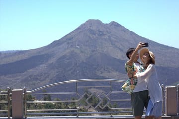 Kintamani Volcano Lake and Hot Springs Day Tour