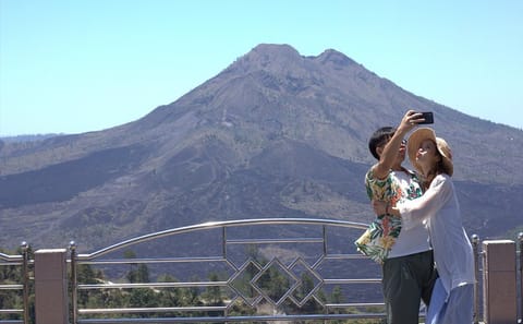 Kintamani Volcano Lake and Hot Springs Day Tour