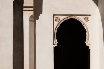 Historic Malaga Tour: Alcazaba, Cathedral, and Local Market