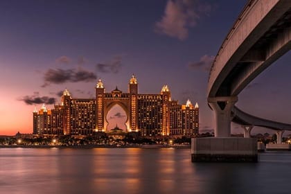 Private Dubai city tour with Dubai Marina Dhow Cruise with dinner