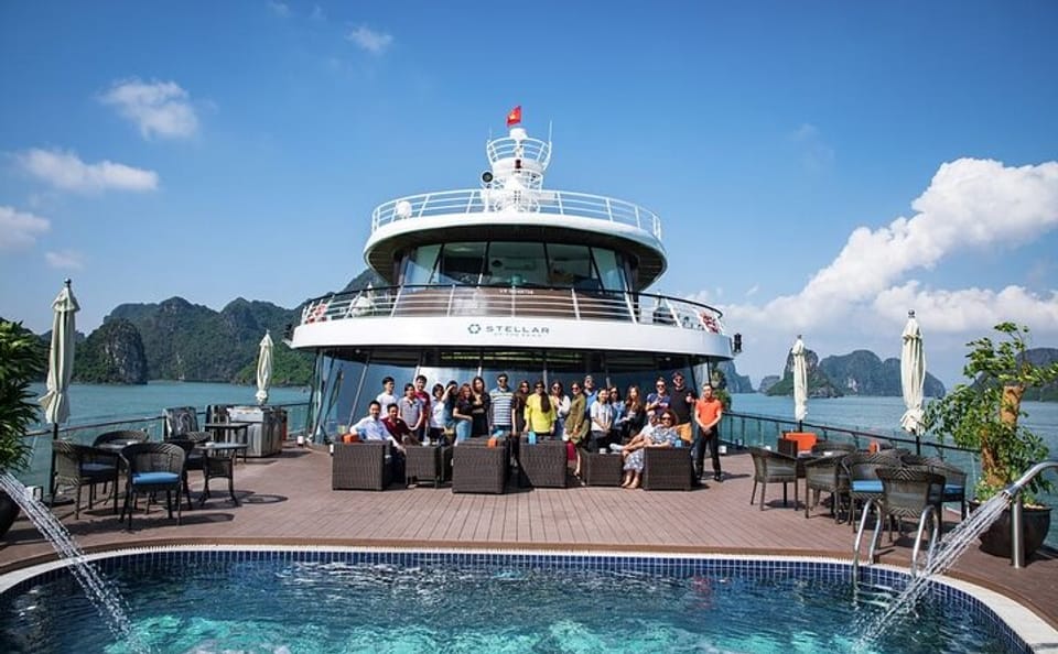 5 Stars Cruise 3d-2n: Biking,Golf,Cave,Meals, Kayak, Jacuzzi Pool