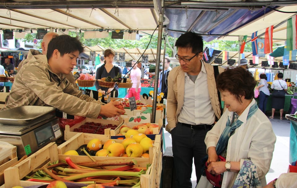 Walking Tour of Marché d'Aligre in Paris