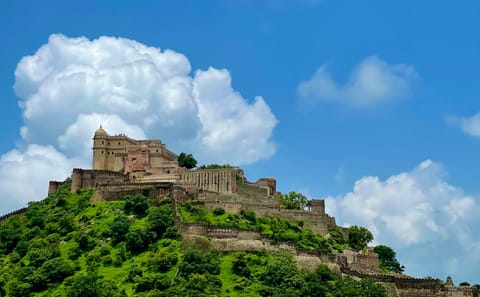 4-Day Private Udaipur & Kumbhalgarh Tour