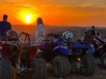 Full Package Agafay Desert, Quad Bike, Camel Ride and Dinner show