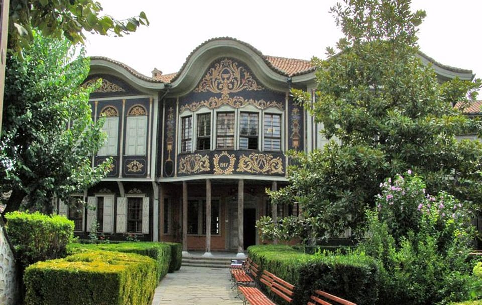 Plovdiv Cultural Tour and Thracia Valley Wine Tasting