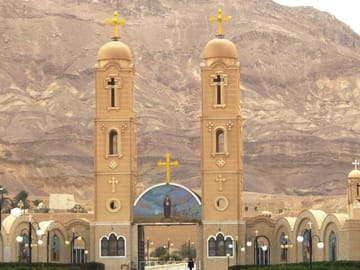 Private Full Day Tour of Saint Paul Monastery from Hurghada