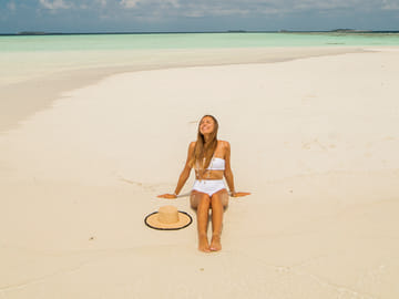 Dolphin Cruise and Snorkeling Tour in Himmafushi, Maldives
