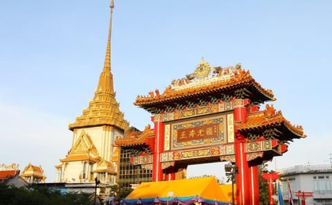 Private 7-Day Cultural Tour of Bangkok and Phitsanulok