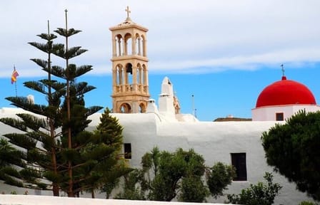 Mykonos Highlights: Guided Shore Excursion by Van